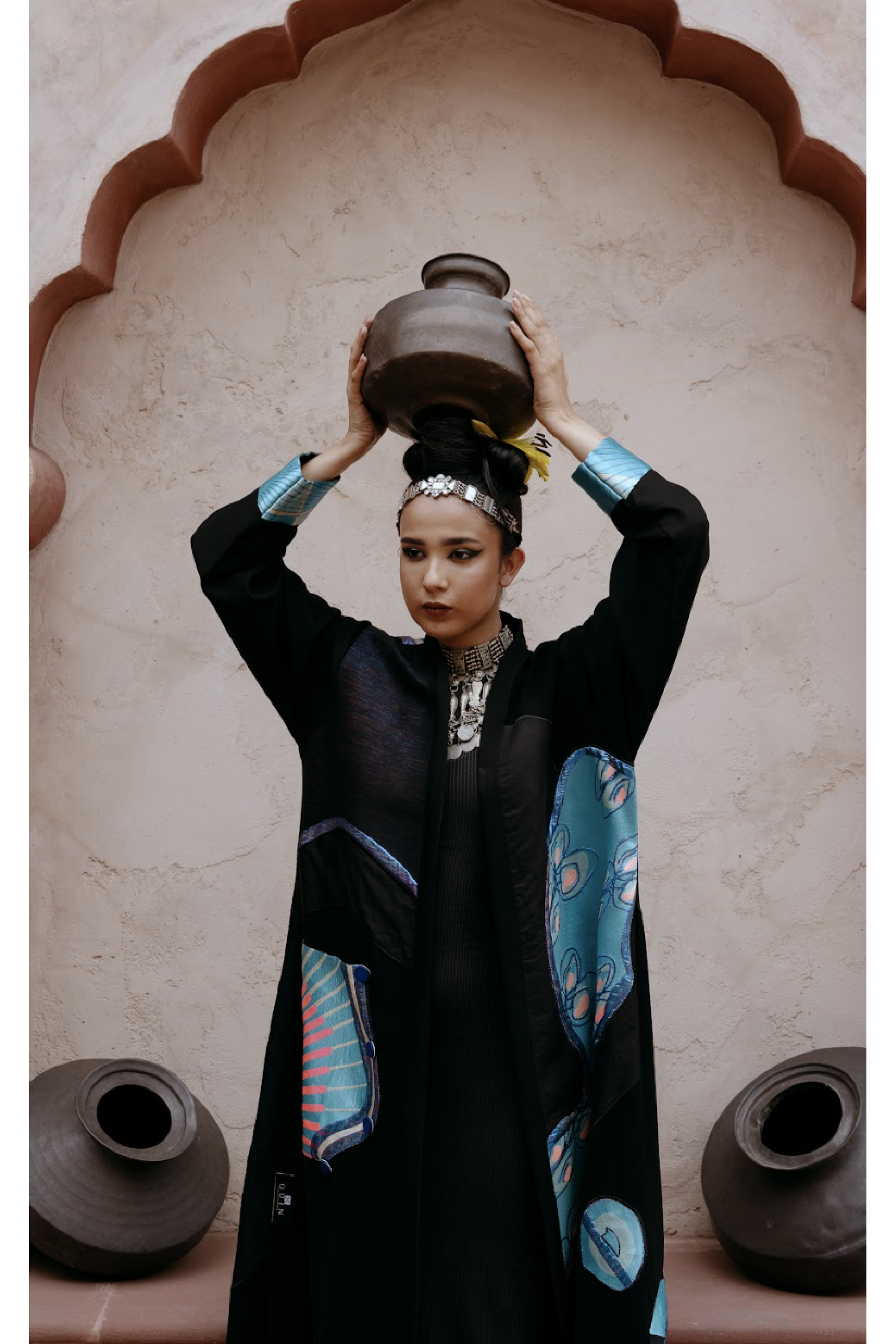 عباية السفر العصرية عباية السفر العصرية