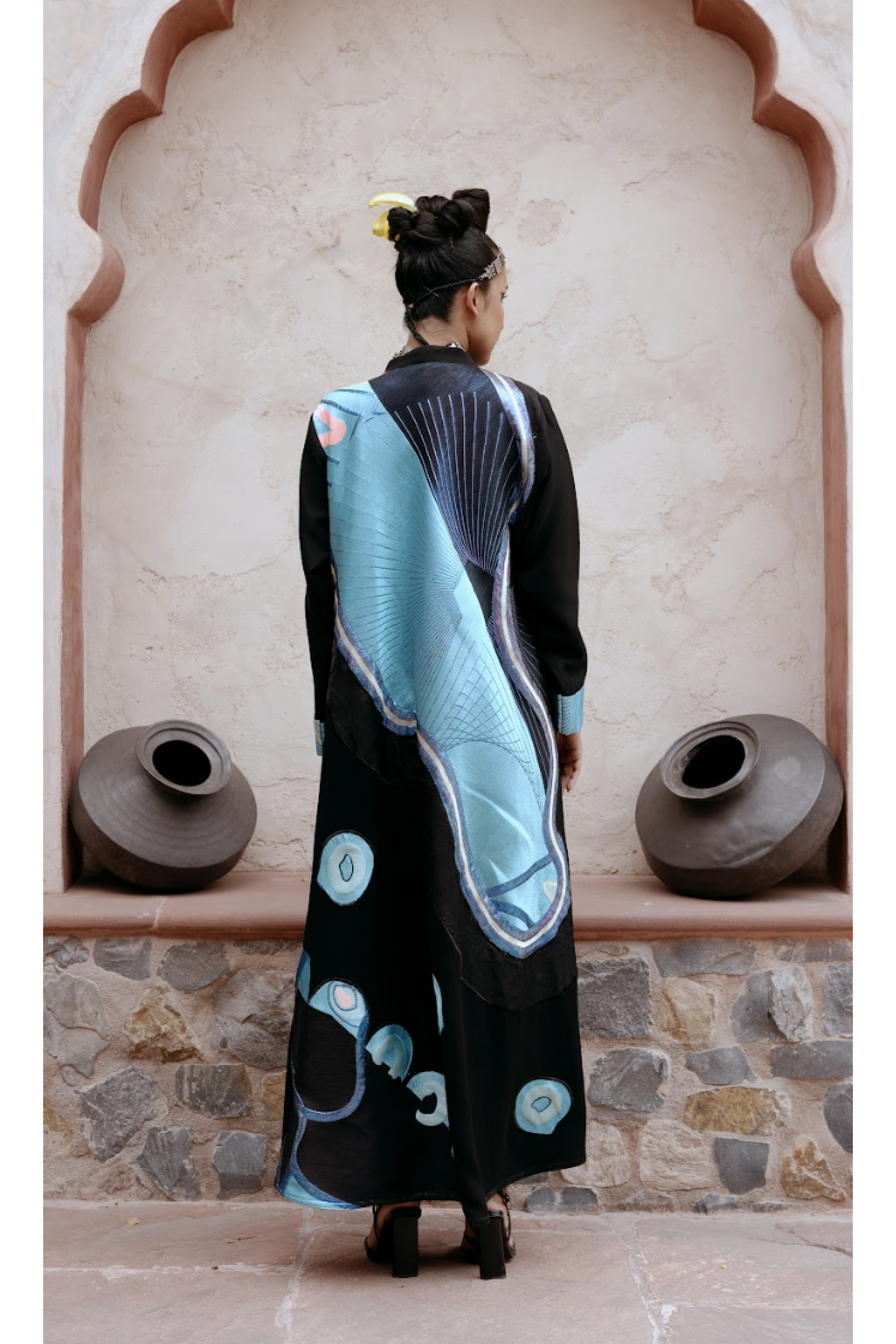 عباية السفر العصرية عباية السفر العصرية