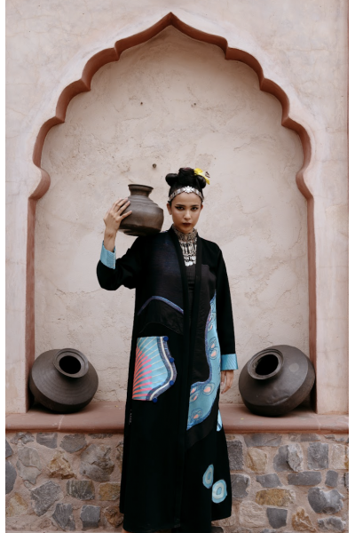 عباية السفر العصرية