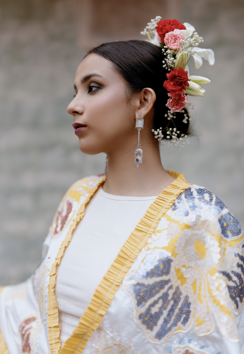 عباية السفر المريحة بتدرجات الأصفر