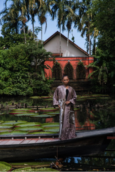 عباية شتوية مخملية فخمة