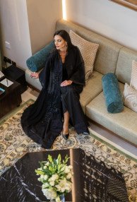 عباية فخمة بالشك الاسود 