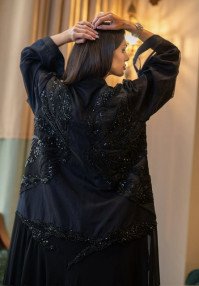 عباية فخمة بالشك الاسود 