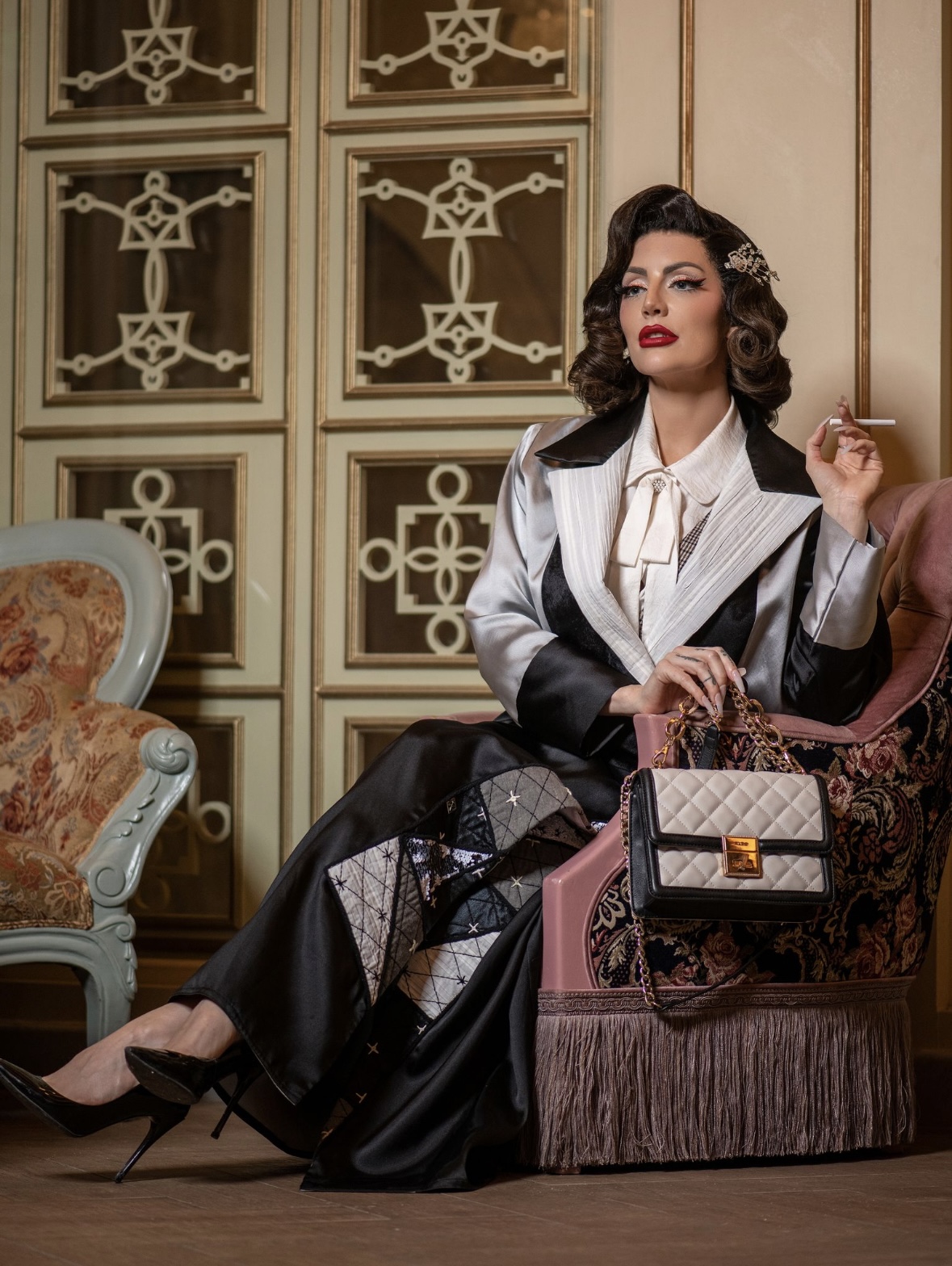 عباية يومية راقية مناسبة للدوامات 