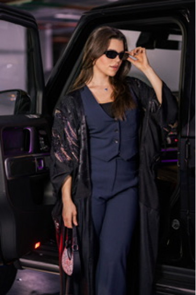 عباية  سوداء خاصة للمناسبات بالشك 