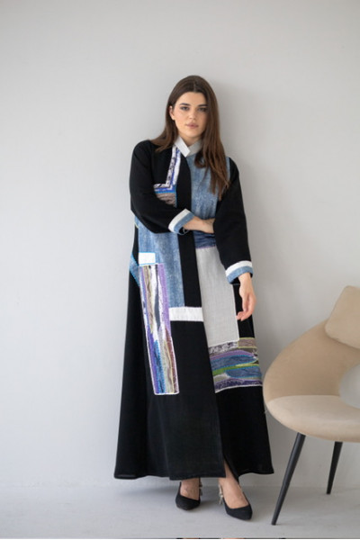 عباية يومية راقية اسود و درجات الأزرق 