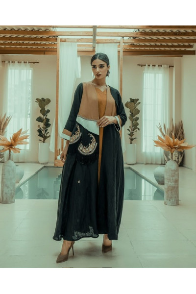 عباية مميزة جداً بالشك 