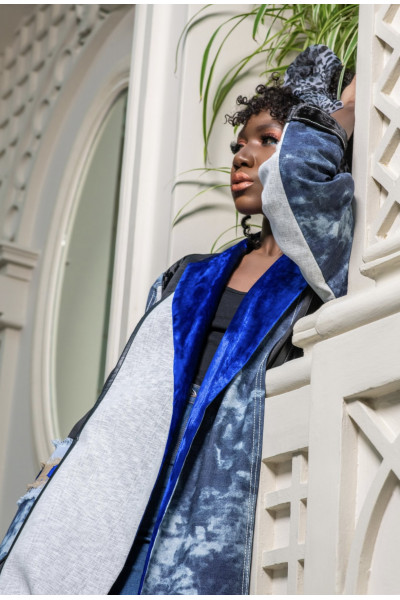 عباية راقية زرقاء شتوية 