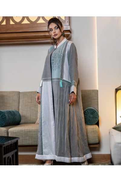 عباية راقية جداً بالشك