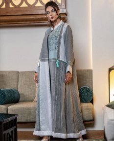 عباية راقية جداً بالشك