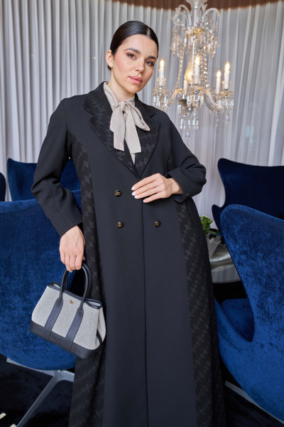 العبايه الملكيه العبايه الملكيه