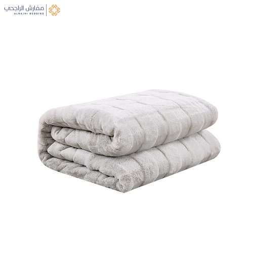 مفرش شتوي مخمل 6 قطع نفرين 