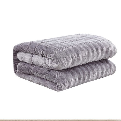 مفرش شتوي مخمل 6 قطع نفرين مفرش شتوي مخمل 6 قطع نفرين