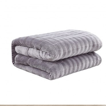 مفرش شتوي مخمل 4 قطع نفر مفرش شتوي مخمل 4 قطع نفر