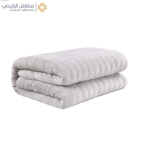 مفرش شتوي مخمل 4 قطع نفر 