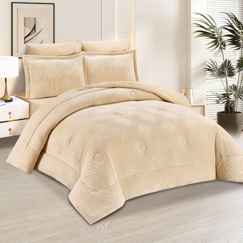 مفرش شتوي مخمل 6 قطع نفرين مفرش شتوي مخمل 6 قطع نفرين