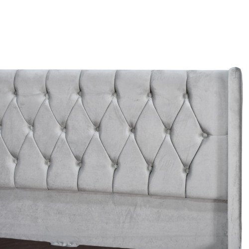 سرير خشبي بتنجيد مخملي عصري 180×200 سم سرير خشبي بتنجيد مخملي عصري 180×200 سم