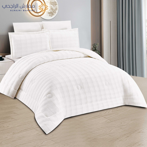 مفرش شتوي مخمل 6 قطع نفرين مفرش شتوي مخمل 6 قطع نفرين