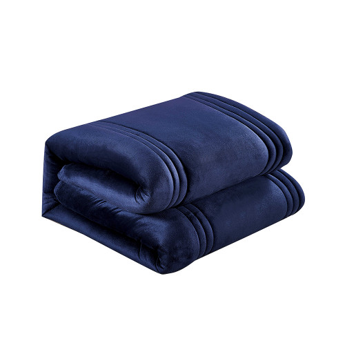 مفرش شتوي مخمل 4 قطع نفر مفرش شتوي مخمل 4 قطع نفر