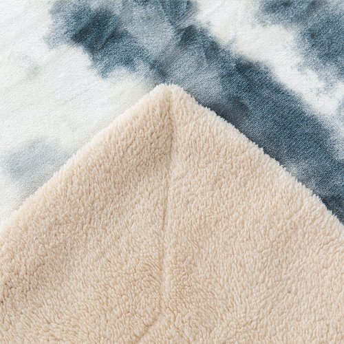 بطانية نيوم فرو فاخرة بملمس مخملي 200×230 سم بطانية نيوم فرو فاخرة بملمس مخملي 200×230 سم