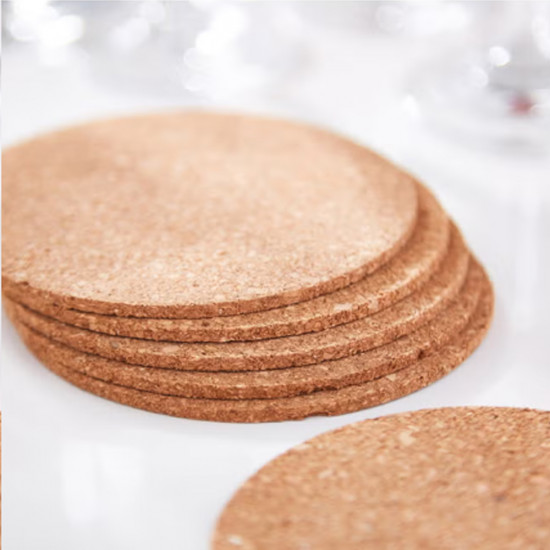 مجموعة من 4 حاملات أكواب فيجا مستديرةٌ من الفلين بني 10x10سم