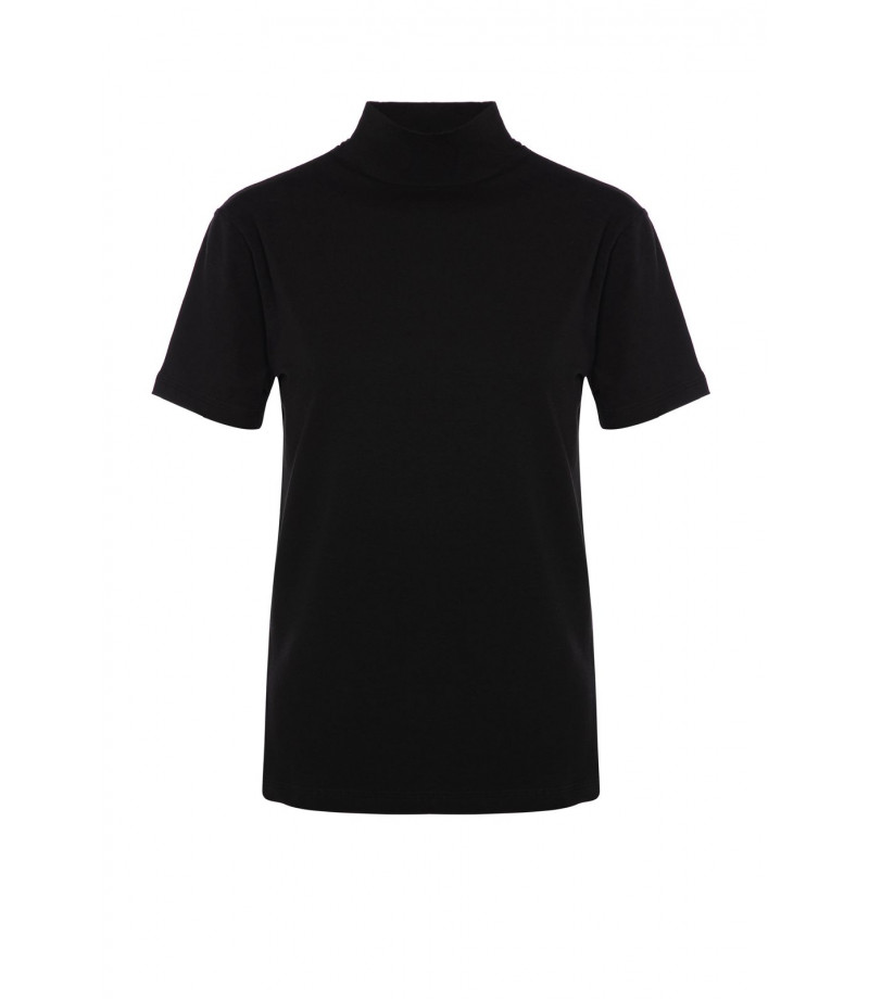 فانيلة نص كم ليغرا رقبة عالية صناعة تركية ماركة تولين كود 3257