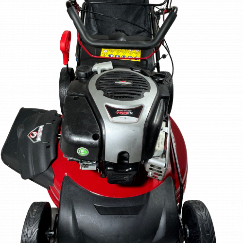 جزازة عشب Briggs & Stratton 750