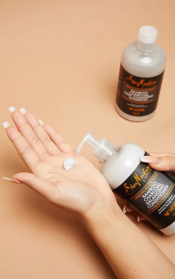 بلسم لاستعادة التوازن بالصابون الأفريقي الأسود وفحم الخيزران من شيا مويستشر 384مل بلسم لاستعادة التوازن بالصابون الأفريقي الأسود وفحم الخيزران من شيا مويستشر 384مل