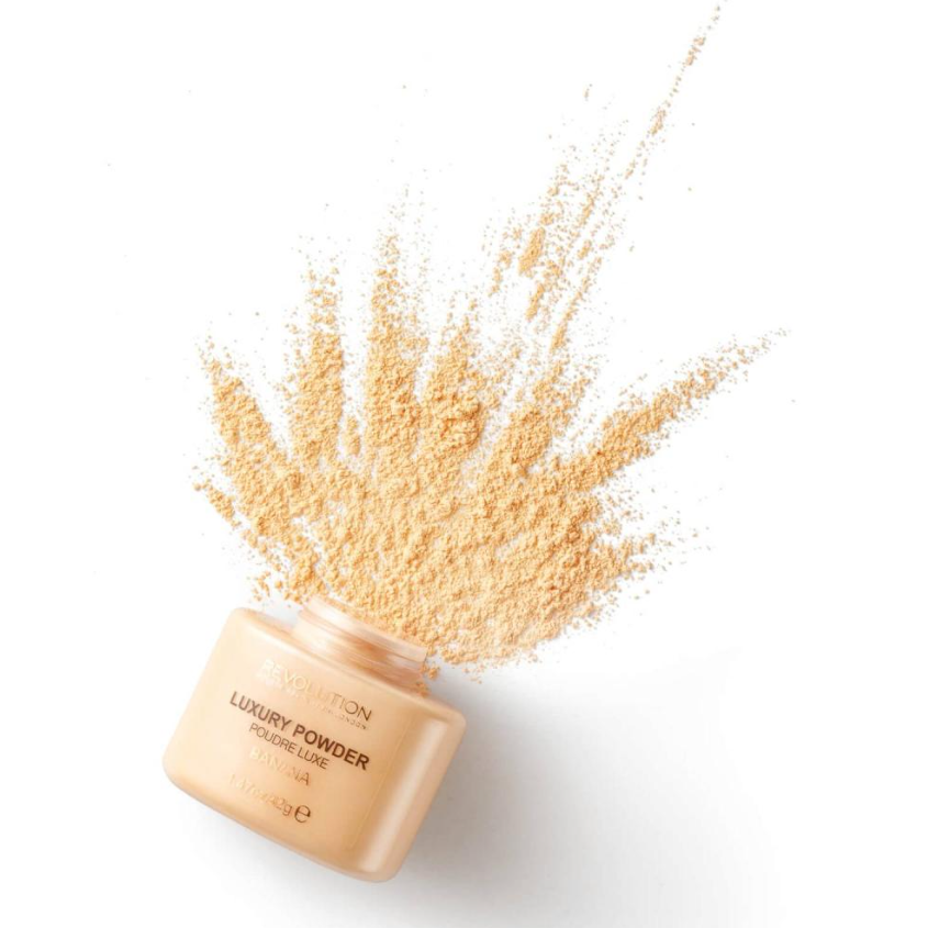 بودرة بانانا لاكشري للوجه من ريفوليوشن بيج 32ج