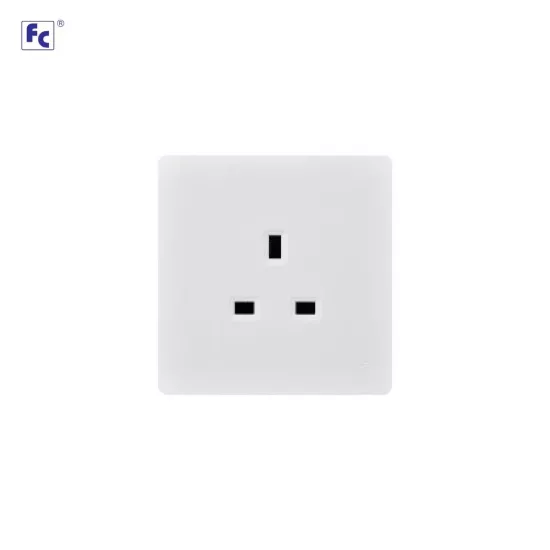 فيش 13 امبير عادي 3*3 ابيض - اف سي 