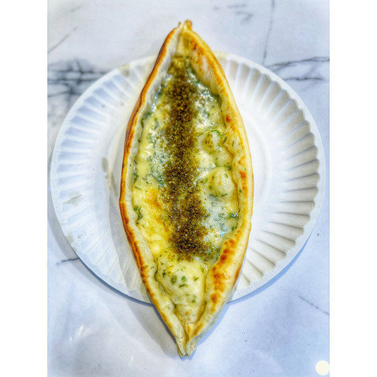 فطيرة جبن بالزعتر