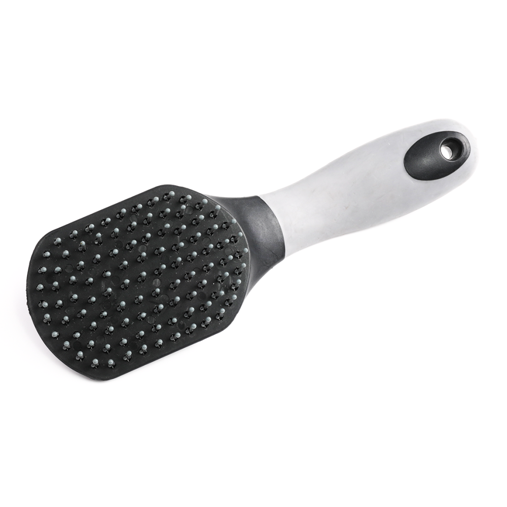 فرشاة للعرف والذيل