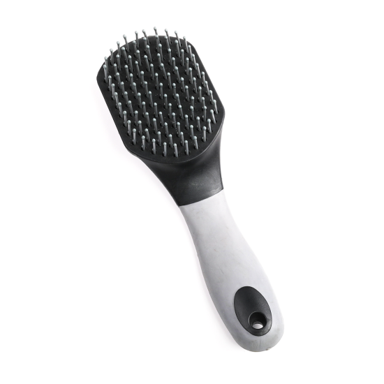 فرشاة للعرف والذيل