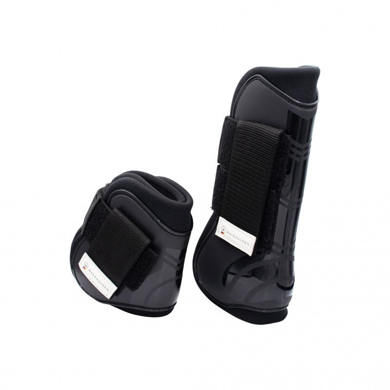 لطاش للخيل 4 قطع الماني