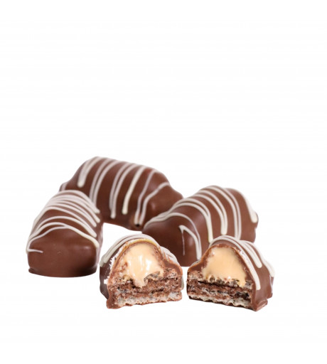 شوكولاته ويفر بكريمة الفول السوداني 