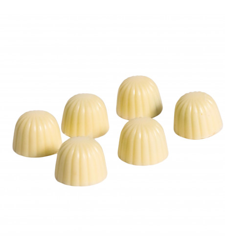 شوكولاته وايت زبادي مع توت