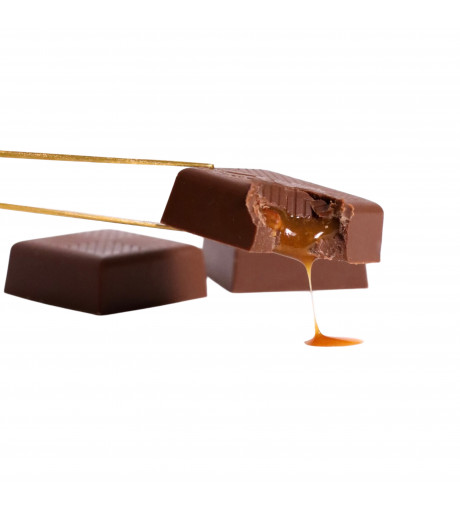 شوكولاته كراميل مع لوز