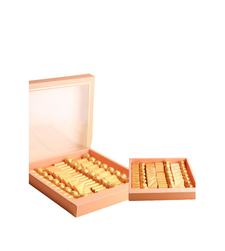 علبة شكولاتة  32