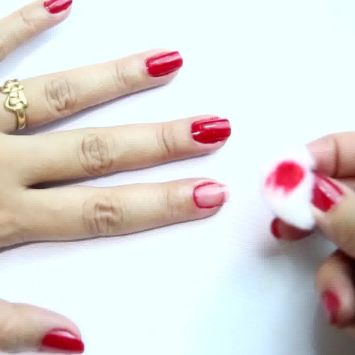 اجسس مزيل طلاء الاظافر بجوهر العنب 125 مل