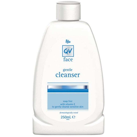 كيو في غسول لطيف للوجه 250 مل