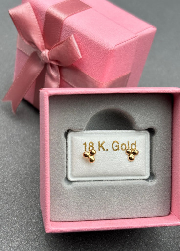 حلق طبي ذهب عيار18