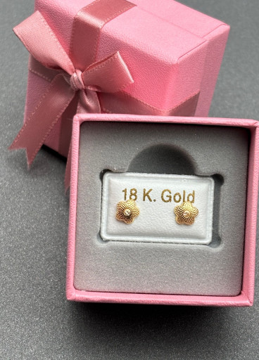 حلق طبي ذهب عيار18