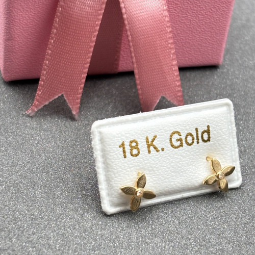 حلق طبي ذهب عيار18