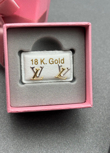 حلق طبي ذهب عيار18 