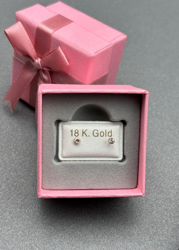 حلق طبي ذهب عيار18