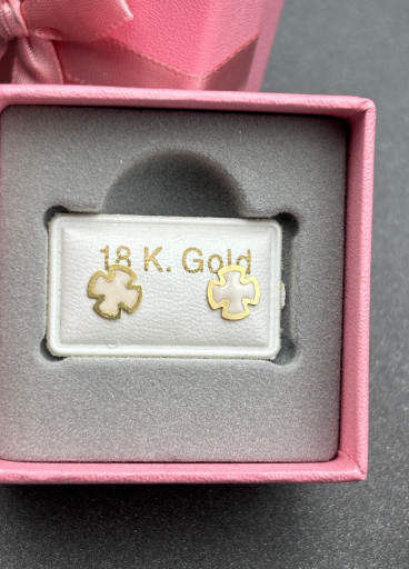 حلق طبي ذهب عيار18