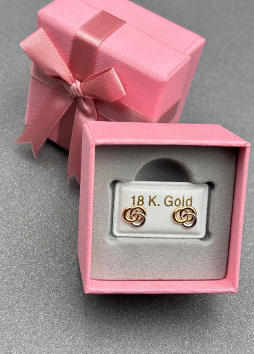 حلق طبي ذهب عيار18