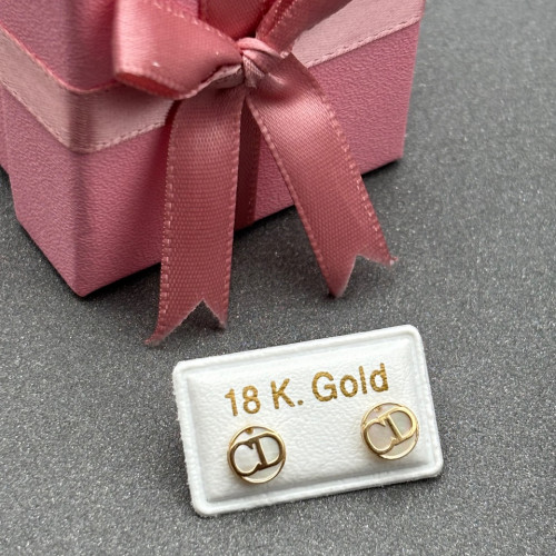 حلق طبي ذهب عيار18