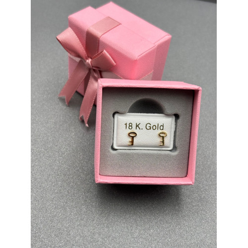 حلق طبي ذهب عيار18