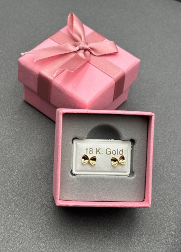 حلق طبي ذهب عيار18